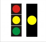 S-1 sygnał żółty Sygnalizator podstawowy - sygnał żółty. Oznacza zakaz wjazdu za sygnalizator, chyba że w chwili zapalenia tego sygnału pojazd znajduje się tak blisko sygnalizatora, że nie może być zatrzymany przed nim bez gwałtownego hamowania; sygnał ten oznacza jednocześnie, że za chwilę zapali się sygnał czerwony